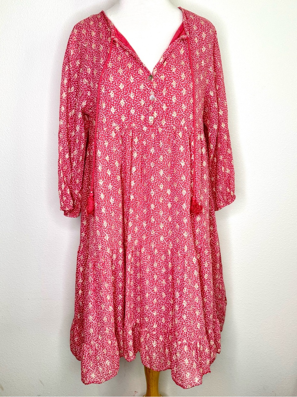 Scandal Italy Coral Printed Long-Sleeve Peasant Midi Dress Tie Notch Neck